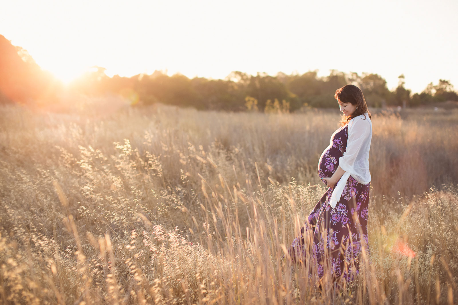 Best Maternity Photoshoot Services - Snapito Studio